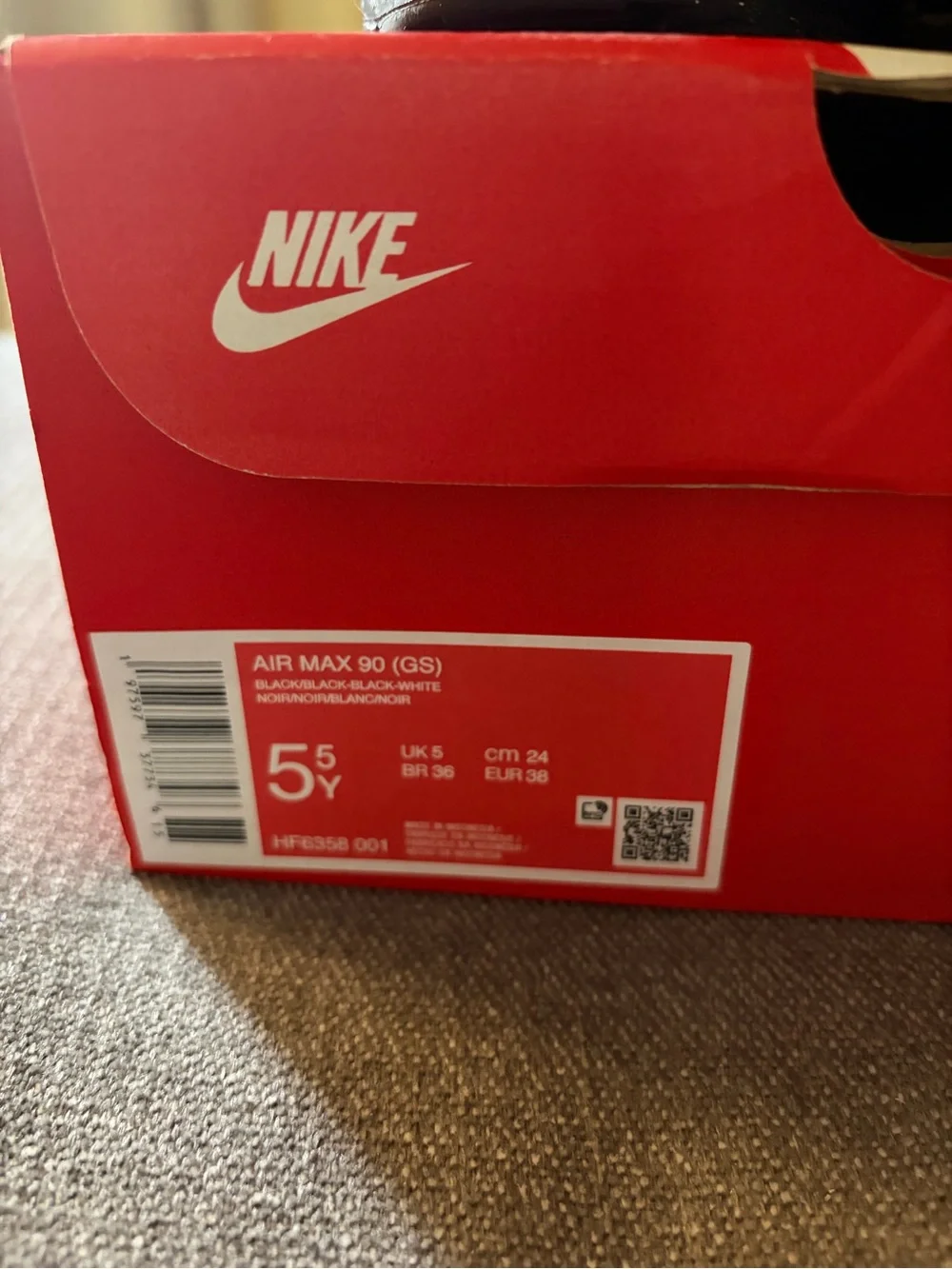 Nike Air Max 90’s Youth All-Black Low-Top Sneakers
